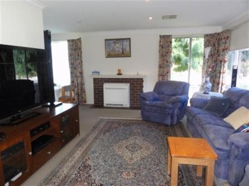 6 Pine Lodge Crest, Grange SA 5022