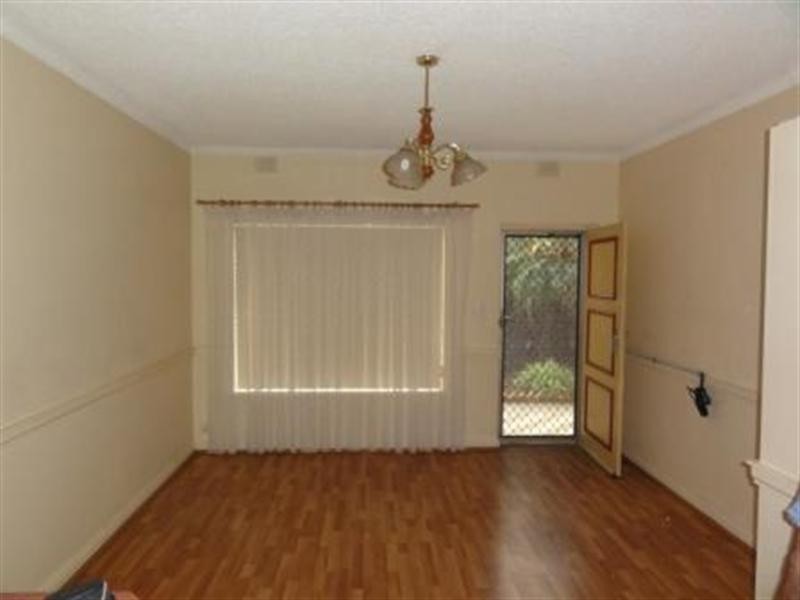 Unit 2/4 First  Ave.,, Woodville Gardens SA 5012