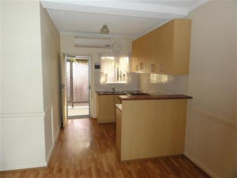 Unit 2/4 First  Ave.,, Woodville Gardens SA 5012