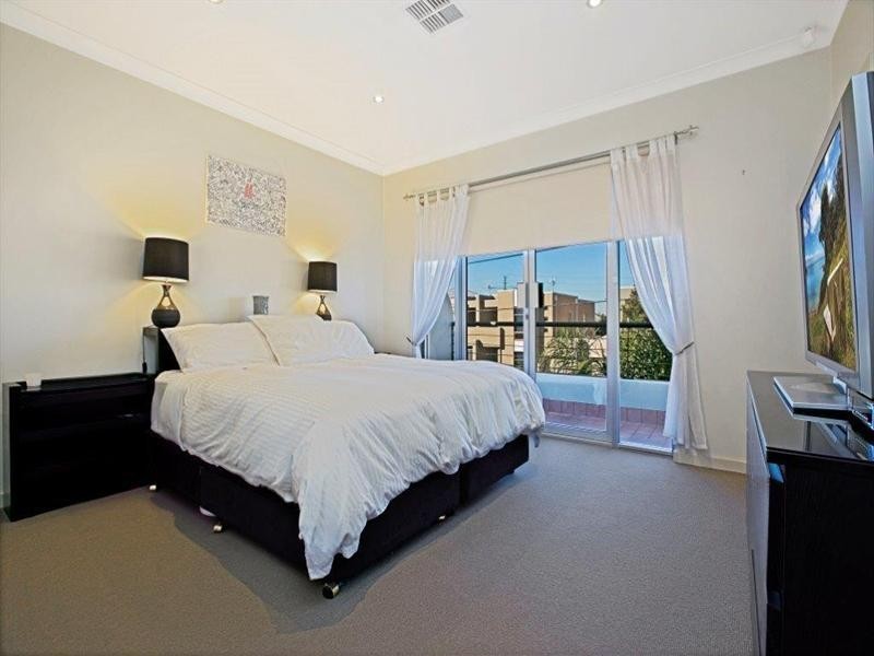 39 Ray Street, Findon SA 5023