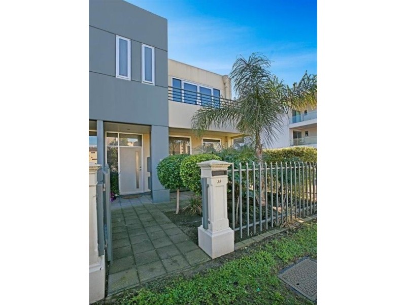 39 Ray Street, Findon SA 5023