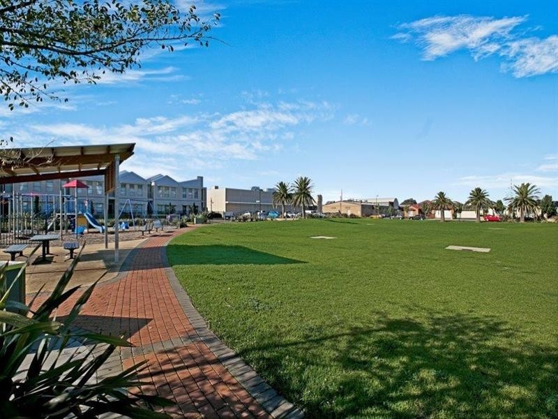 39 Ray Street, Findon SA 5023