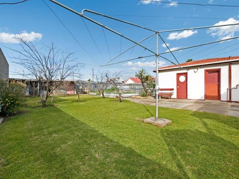 44 Honeyton Street, Seaton SA 5023