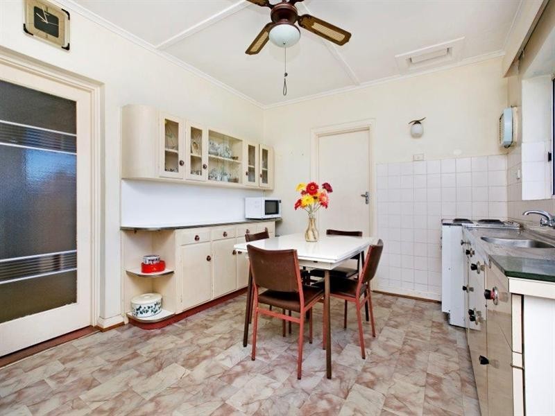 44 Honeyton Street, Seaton SA 5023