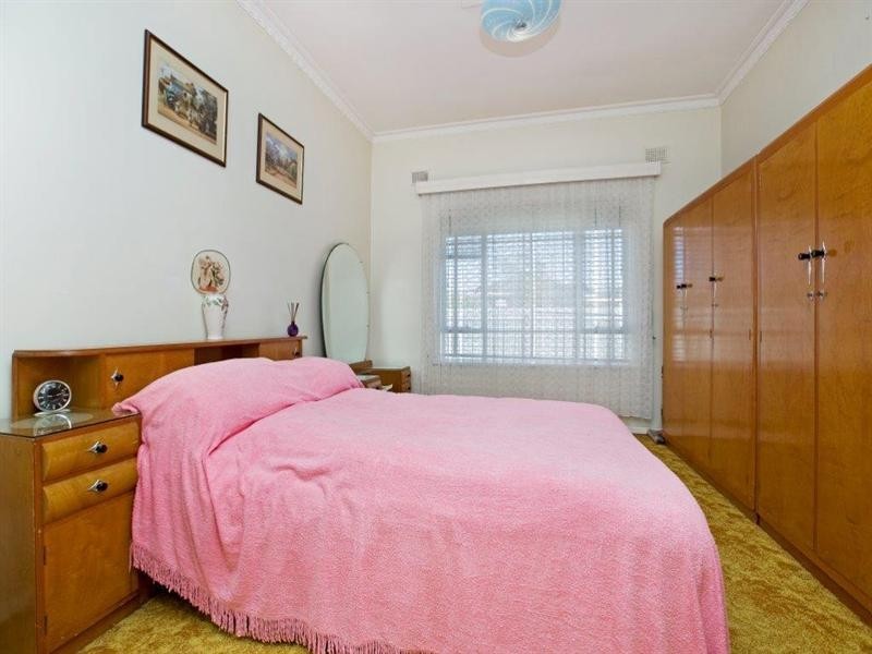 44 Honeyton Street, Seaton SA 5023