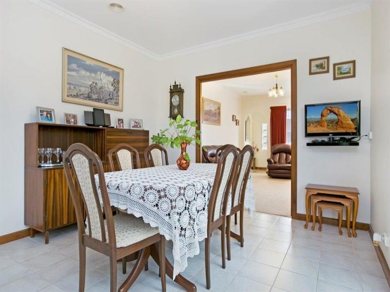 1/1 Cocos Grove, West Lakes SA 5021