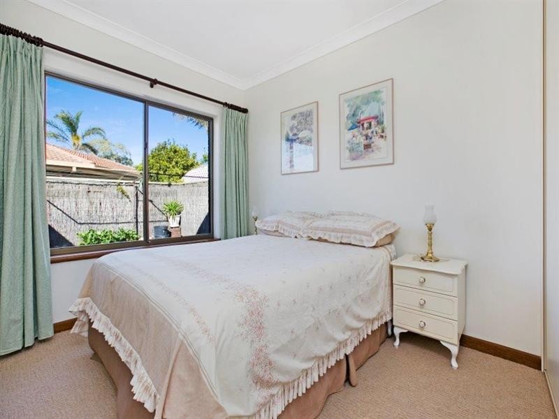 1/1 Cocos Grove, West Lakes SA 5021