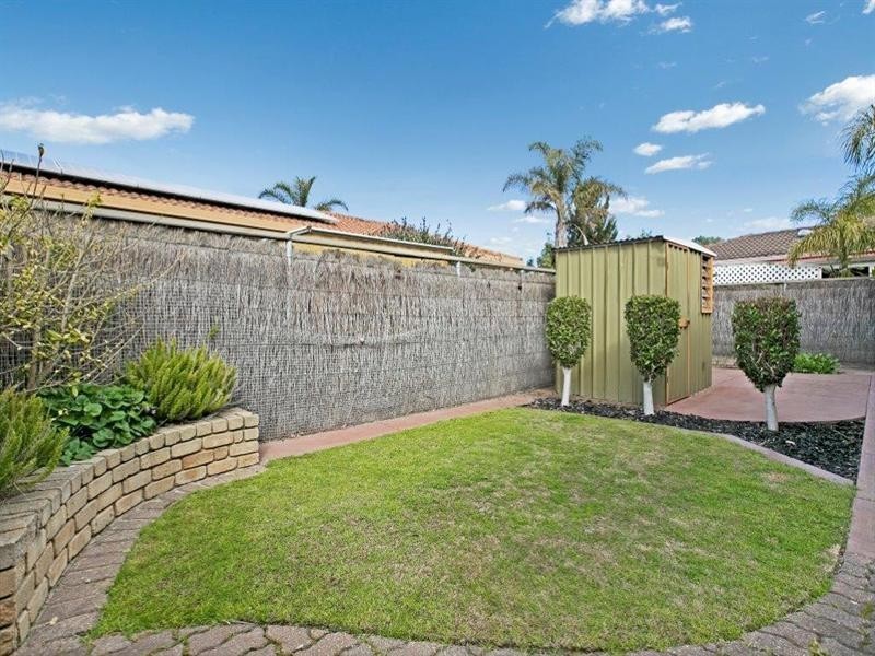 1/1 Cocos Grove, West Lakes SA 5021