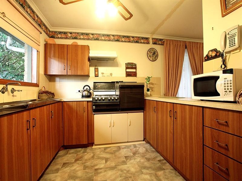 2 Milligan Drive, Para Vista SA 5093