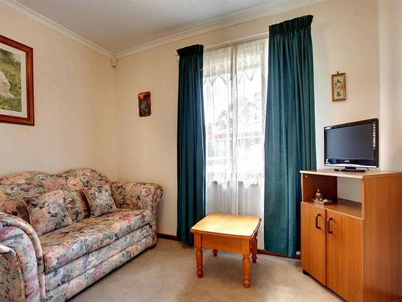 2 Milligan Drive, Para Vista SA 5093