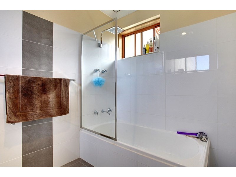 22/7 Mooloola Way, West Lakes Shore SA 5020