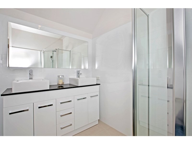 3/30 West Lakes Boulevard, Albert Park SA 5014