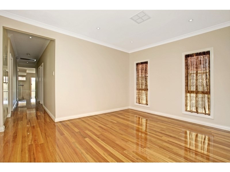 19a Honeyton Street, Seaton SA 5023