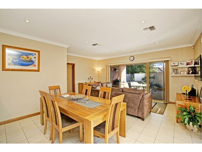 24a Sharpie Crescent, Grange SA 5022