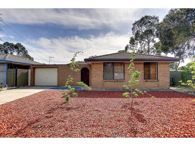 34 Wakeling Crescent, Parafield Gardens SA 5107