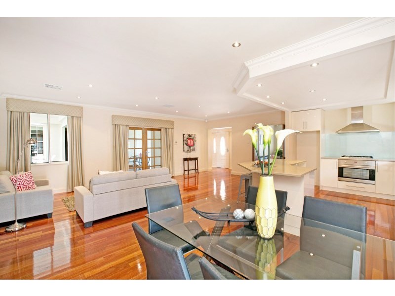 7 Oakmount Court, West Lakes SA 5021