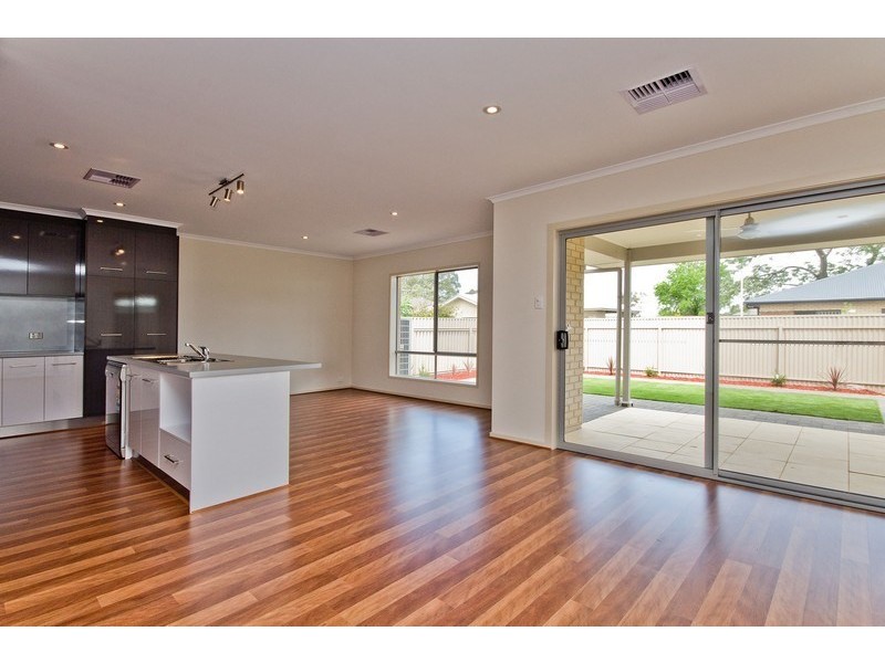 11 Sage Crescent, Woodville West SA 5011