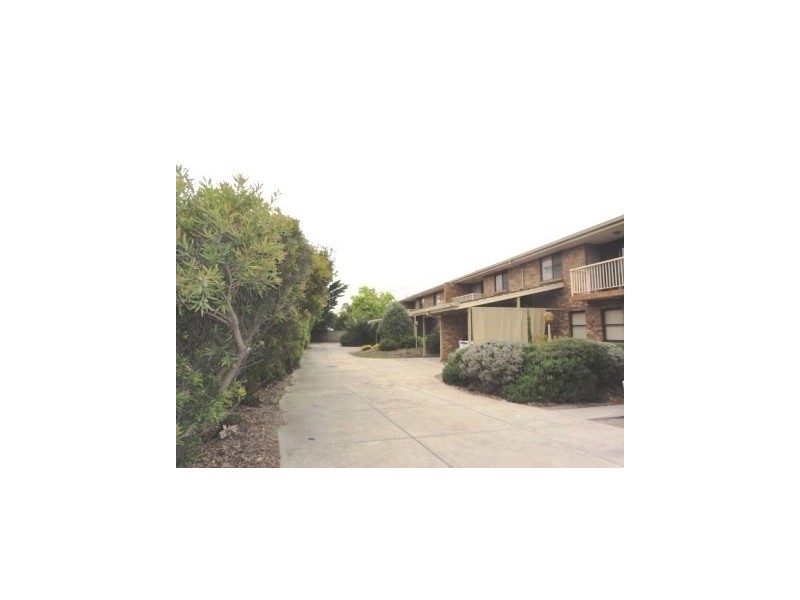 2/293 Tapleys Hill Road, Seaton SA 5023