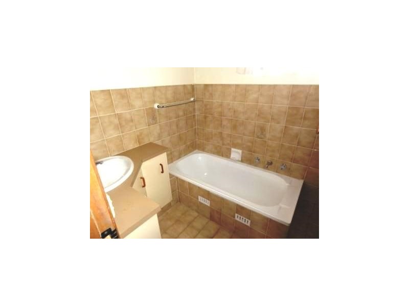 2/293 Tapleys Hill Road, Seaton SA 5023