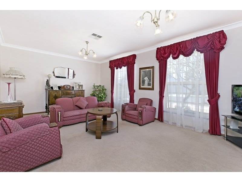 4 Graham Street, Glanville SA 5015