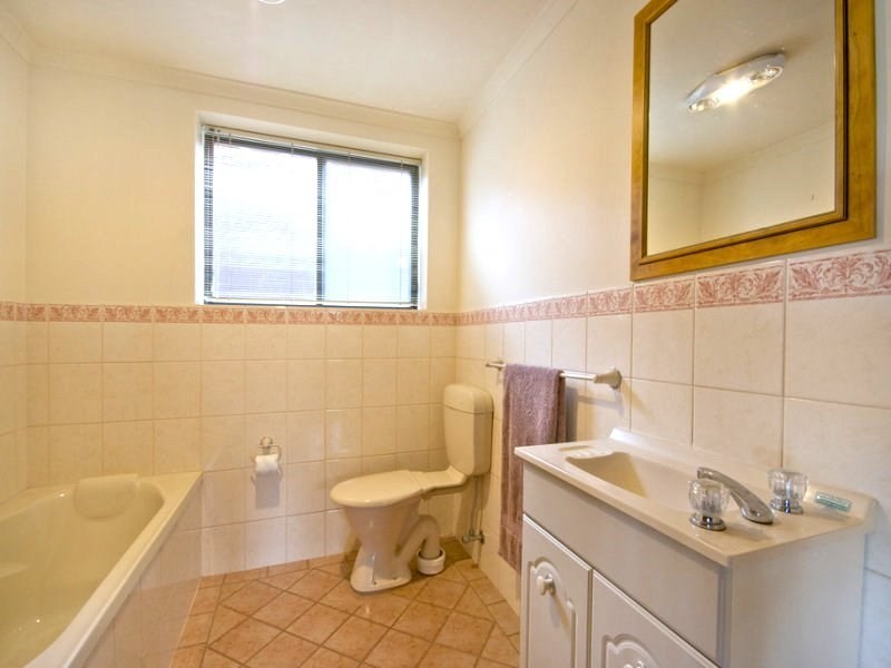 6 Gower Place, North Haven SA 5018