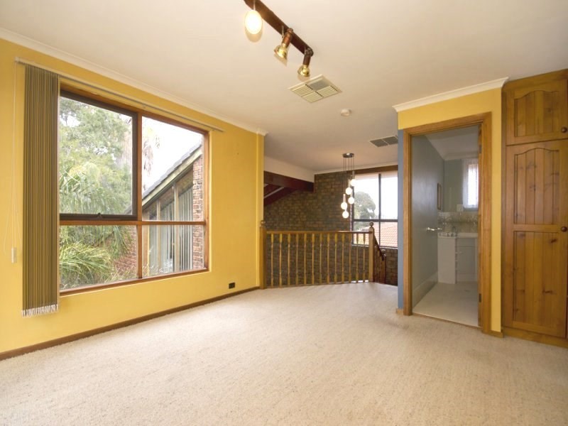 6 Gower Place, North Haven SA 5018