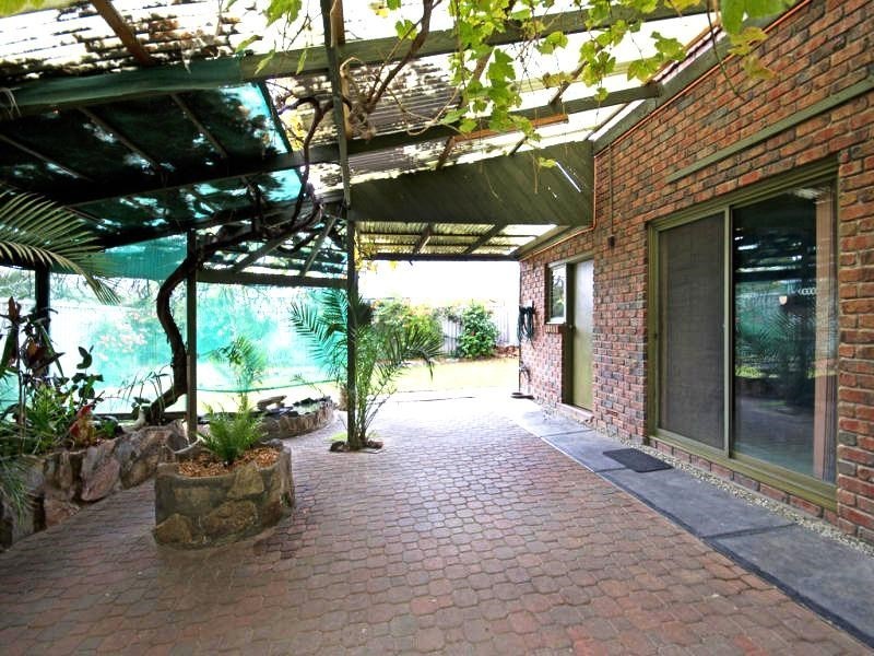 6 Gower Place, North Haven SA 5018