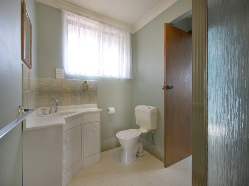 6 Gower Place, North Haven SA 5018