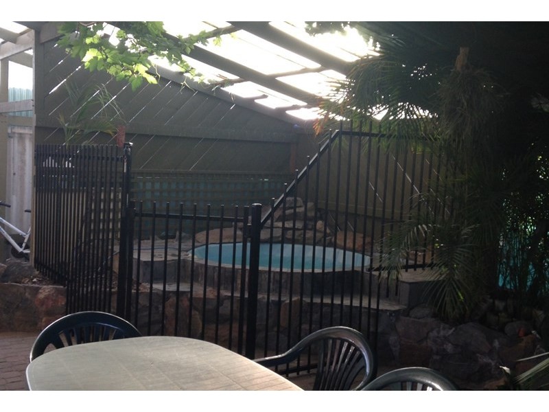 6 Gower Place, North Haven SA 5018