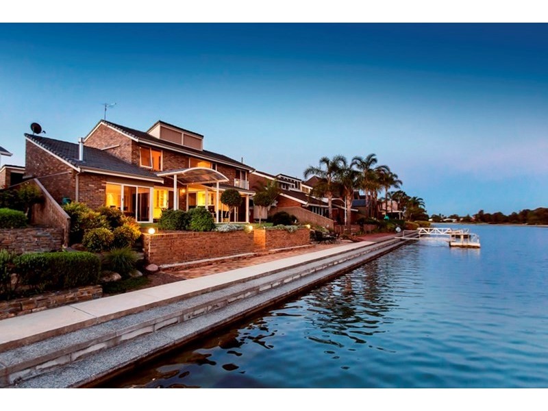 27 Hawaii Court, West Lakes SA 5021