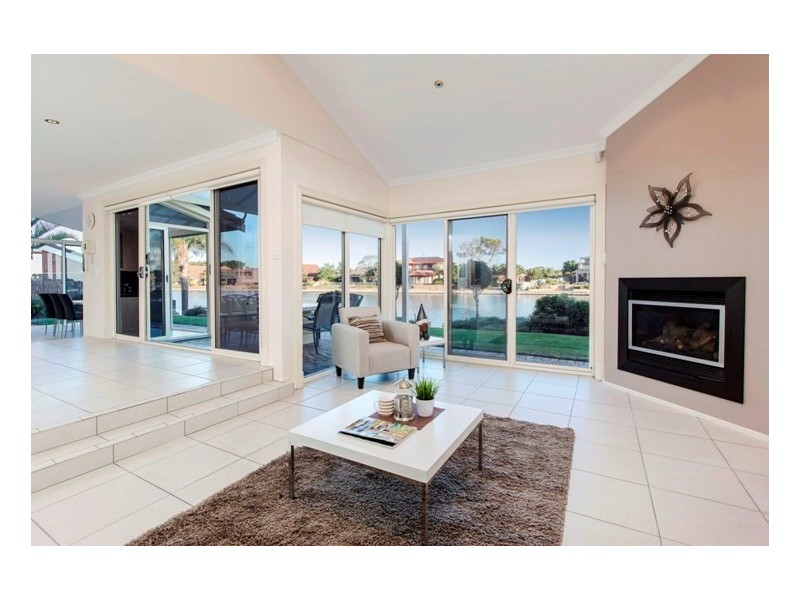 27 Hawaii Court, West Lakes SA 5021