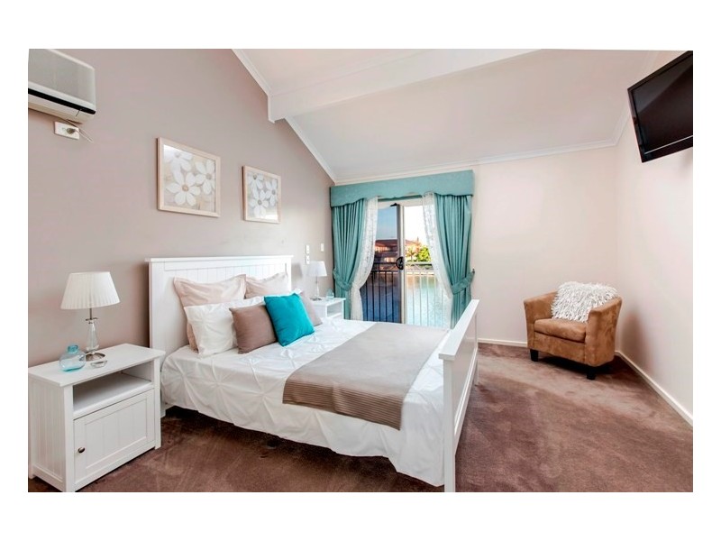 27 Hawaii Court, West Lakes SA 5021