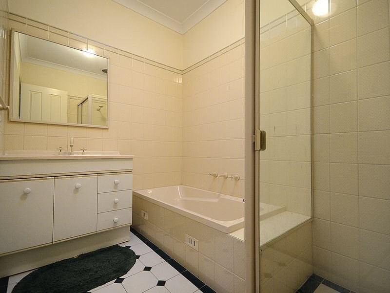 5 HALLVILLE Street, Seaton SA 5023