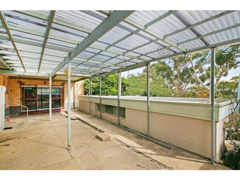 6 Fairway Street, Para Hills SA 5096