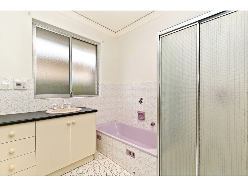 3 Gregory Crescent, Seaton SA 5023