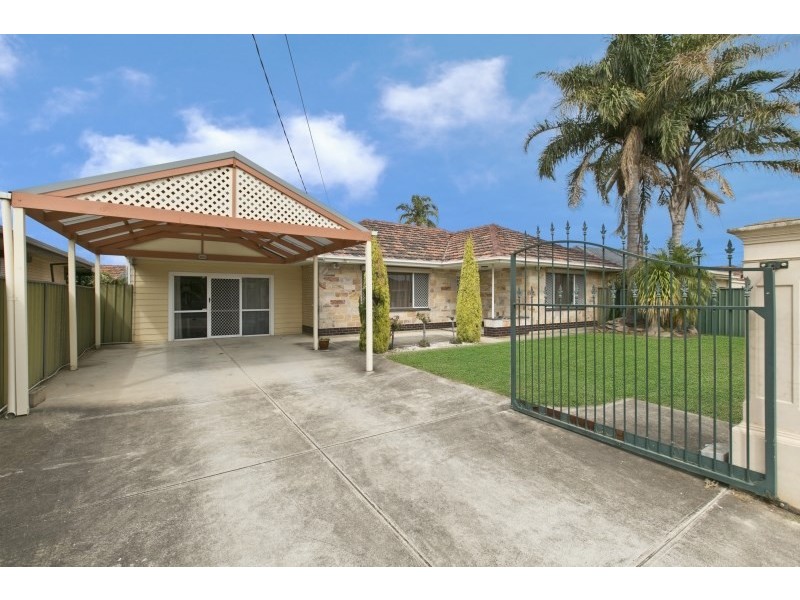 3 Gregory Crescent, Seaton SA 5023