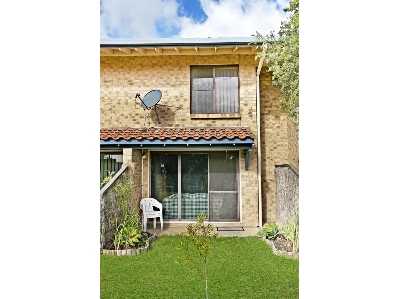 2/56 Sportsmans Drive, West Lakes SA 5021