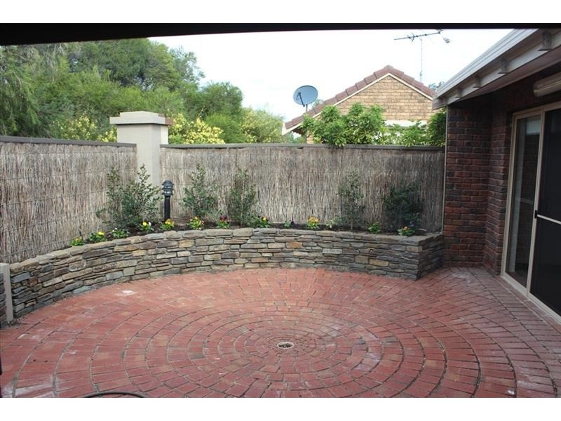 11 Anna Court, West Lakes SA 5021