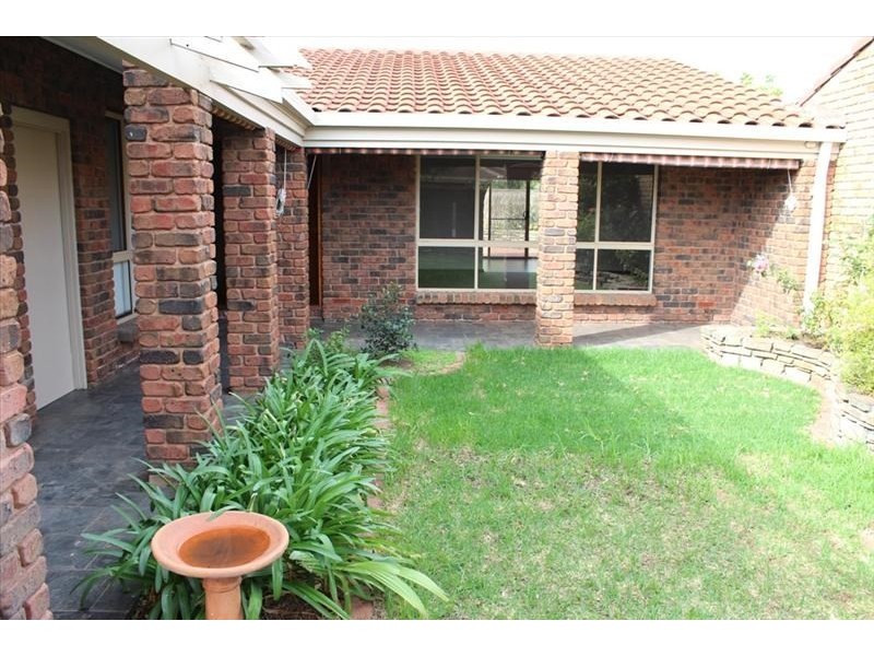 11 Anna Court, West Lakes SA 5021