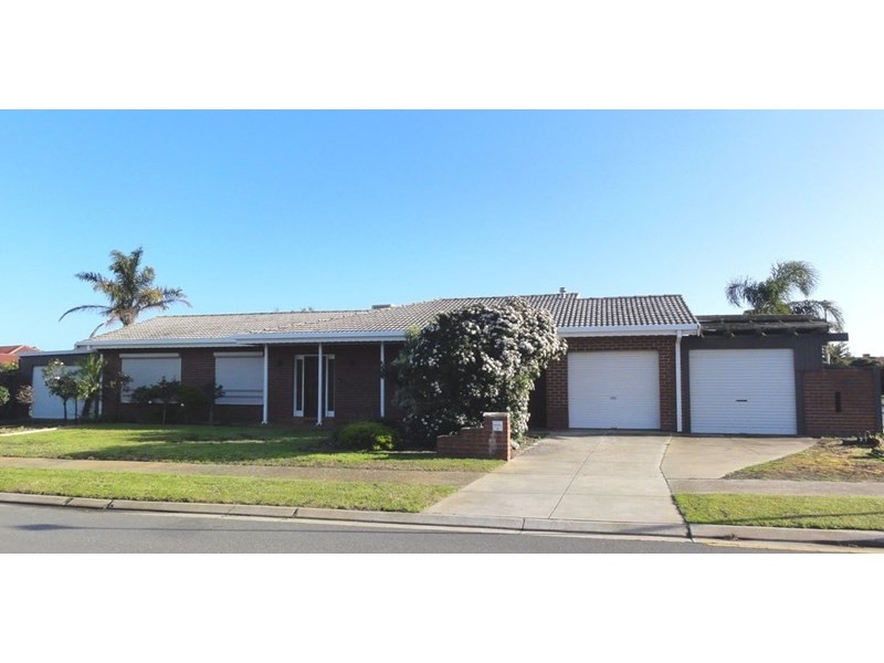 9 Lochside Drive, West Lakes SA 5021