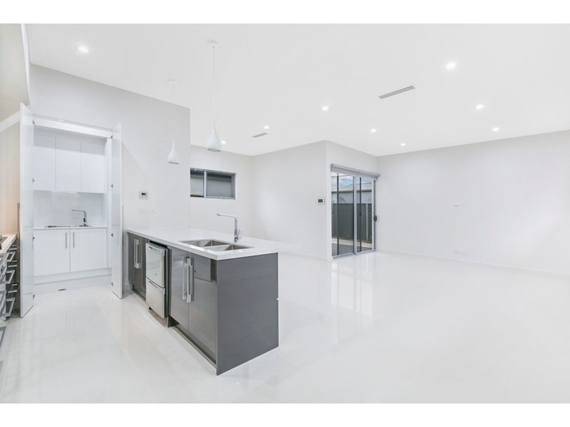 2B Mountbatten Terrace, Flinders Park SA 5025