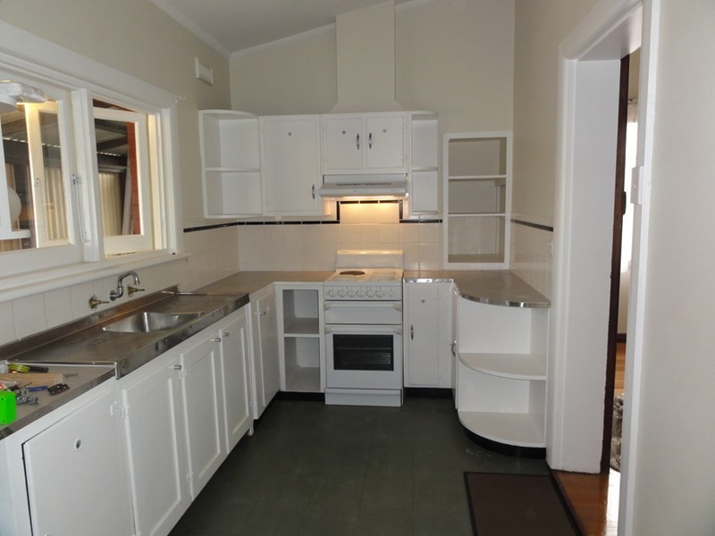 123 MARLBOROUGH Street, Henley Beach SA 5022