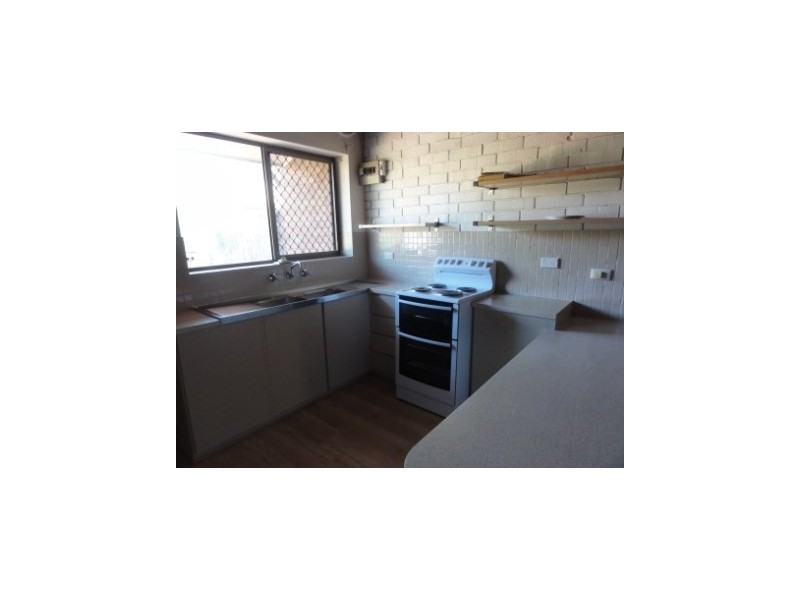 33 Brebner Drive, West Lakes SA 5021