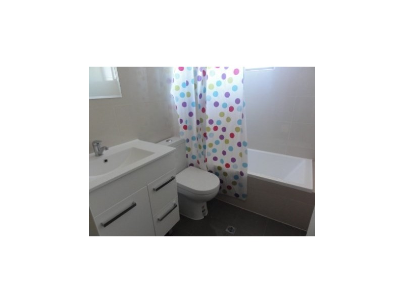 33 Brebner Drive, West Lakes SA 5021