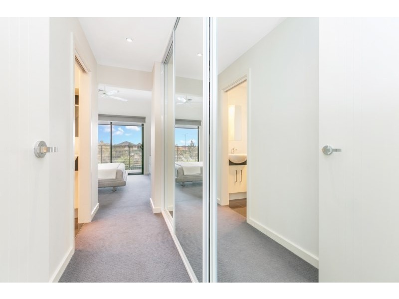 2/23B Coventry Street, Mawson Lakes SA 5095