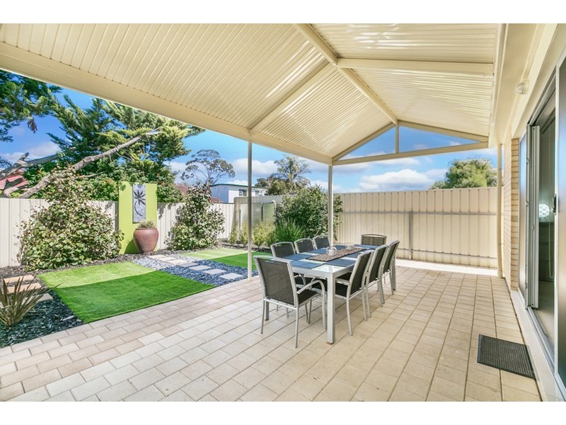 10A Flavel Street, Seaton SA 5023