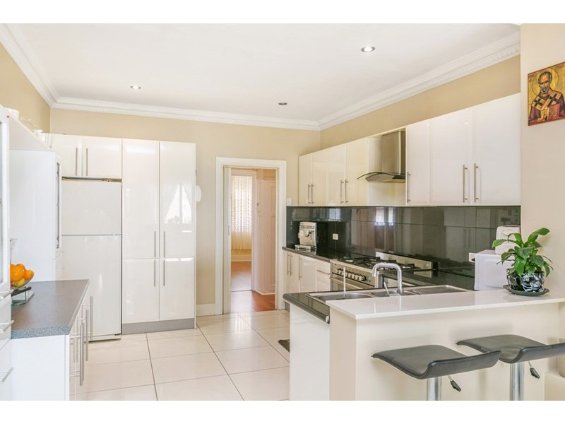 25 Holden Avenue, Woodville West SA 5011