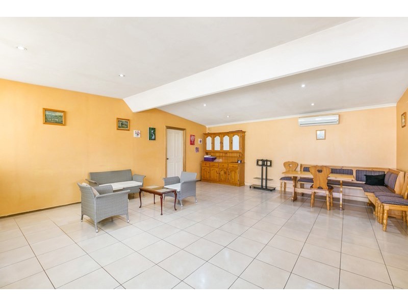 25 Holden Avenue, Woodville West SA 5011