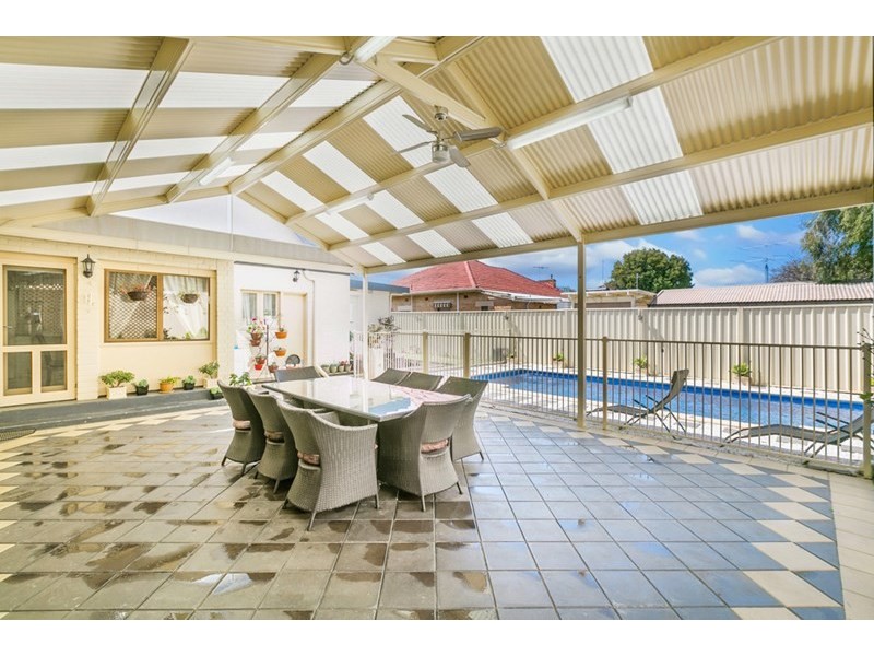 25 Holden Avenue, Woodville West SA 5011