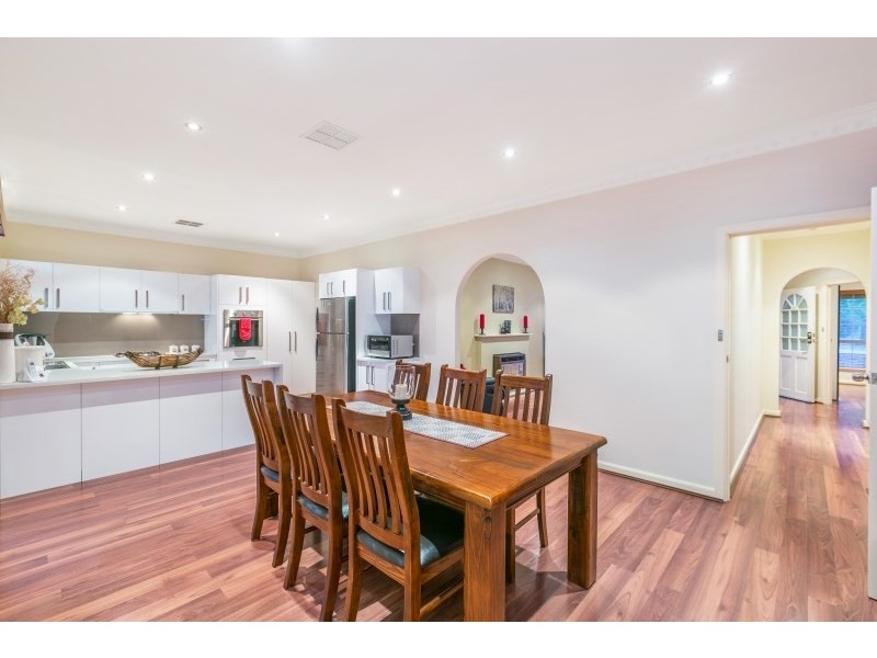 6 Aberdeen Crescent, Findon SA 5023